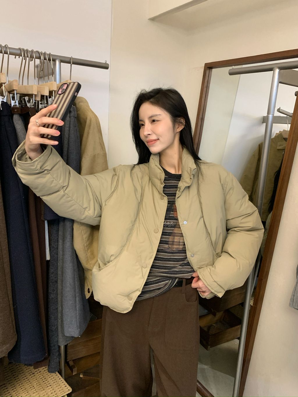 8c83477b83584e38db348987f2884c7f