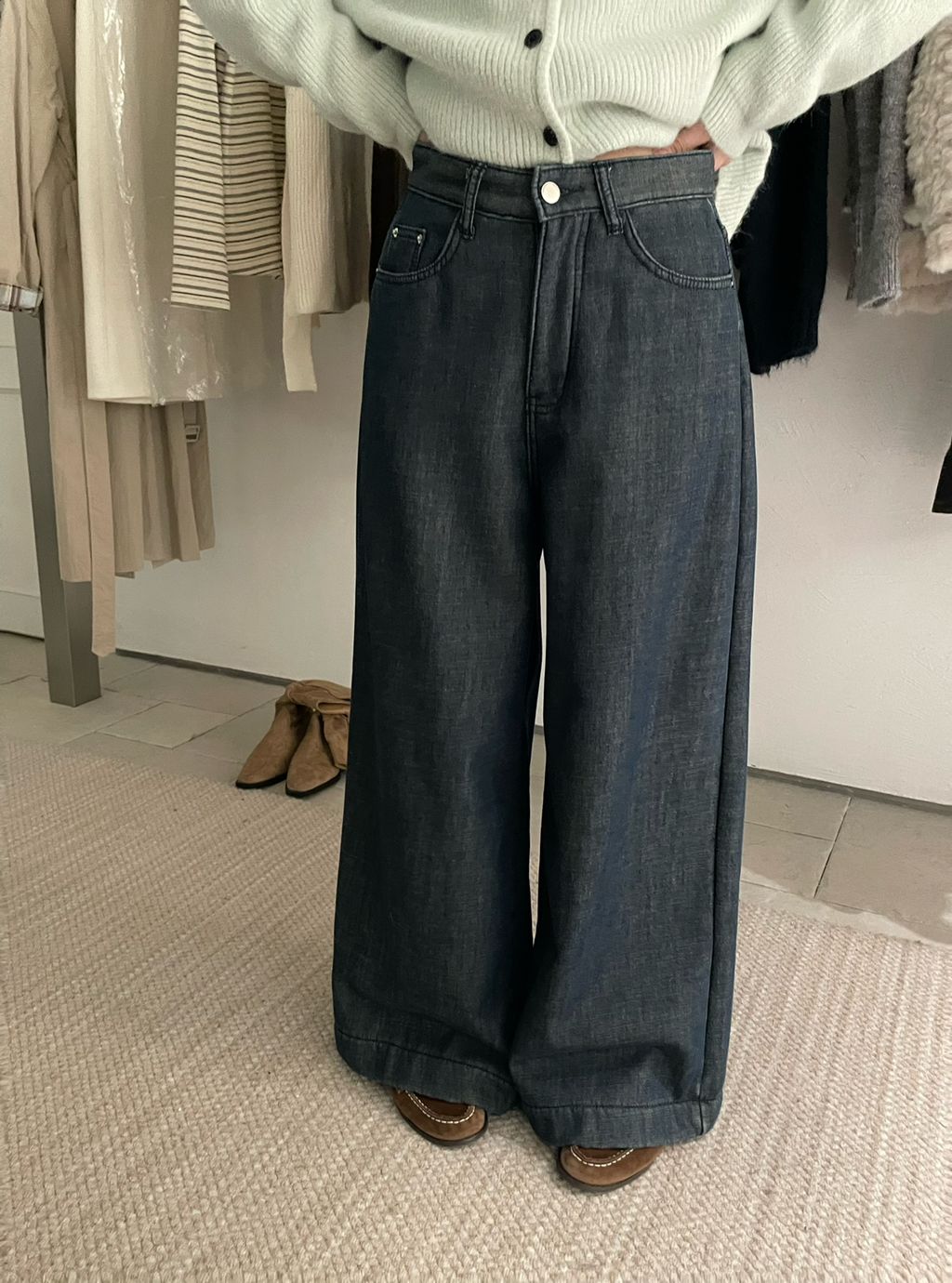 8b424bd8372f743352cbe7dcb35387f7