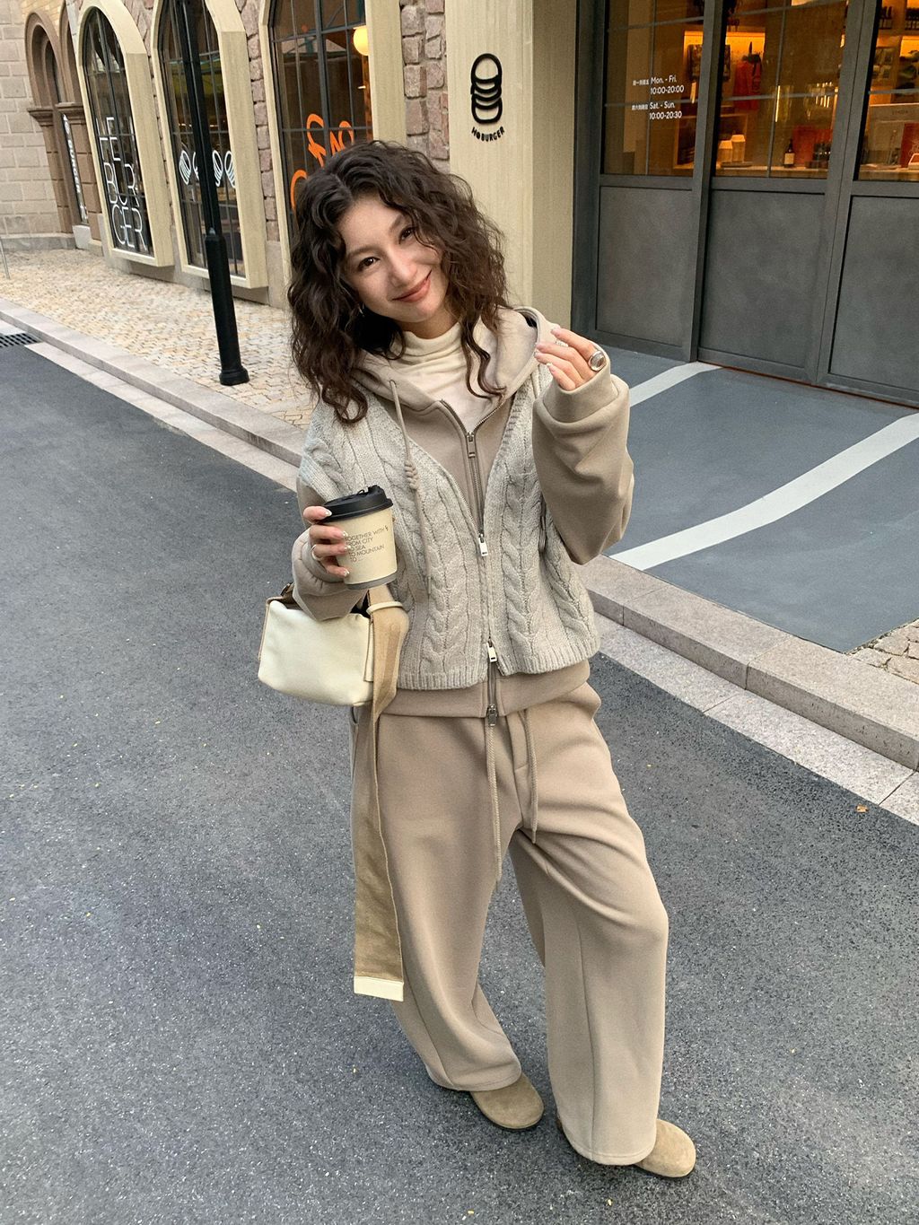 211691abfb48546857f7b2fa9bd26010