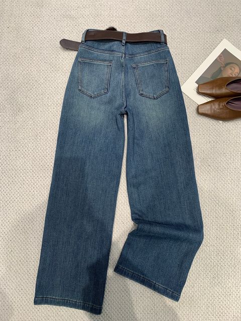 70e4bd30223e6f2bf2cd41ce745aed74