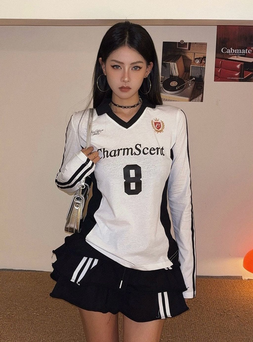 00f5cde58807ed104df179017b3bae52