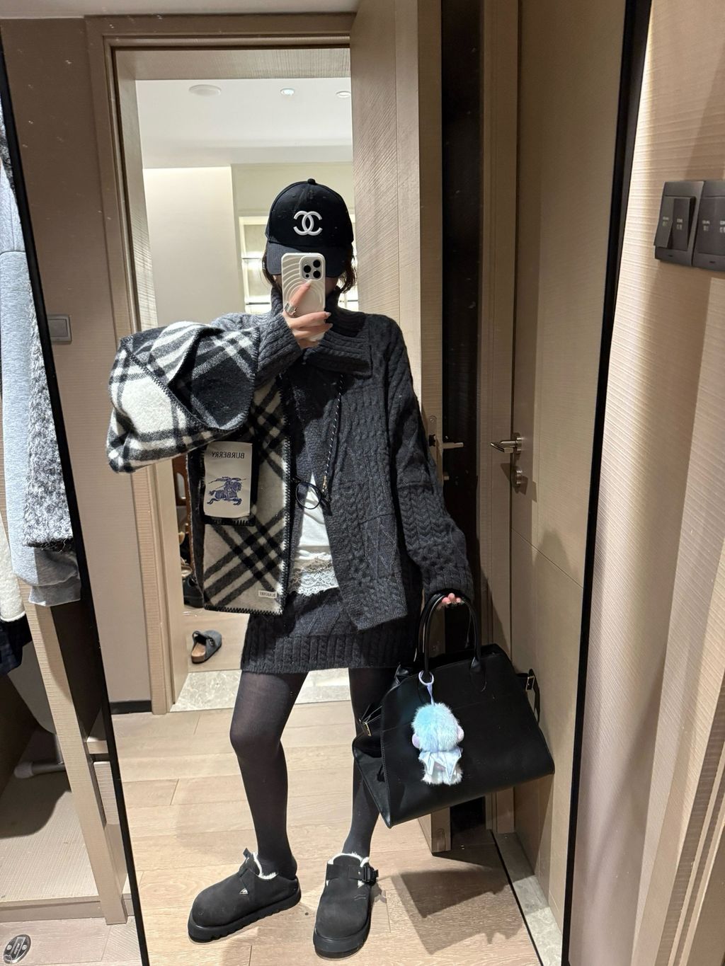 700d90301995e5d44a908da86b68f275