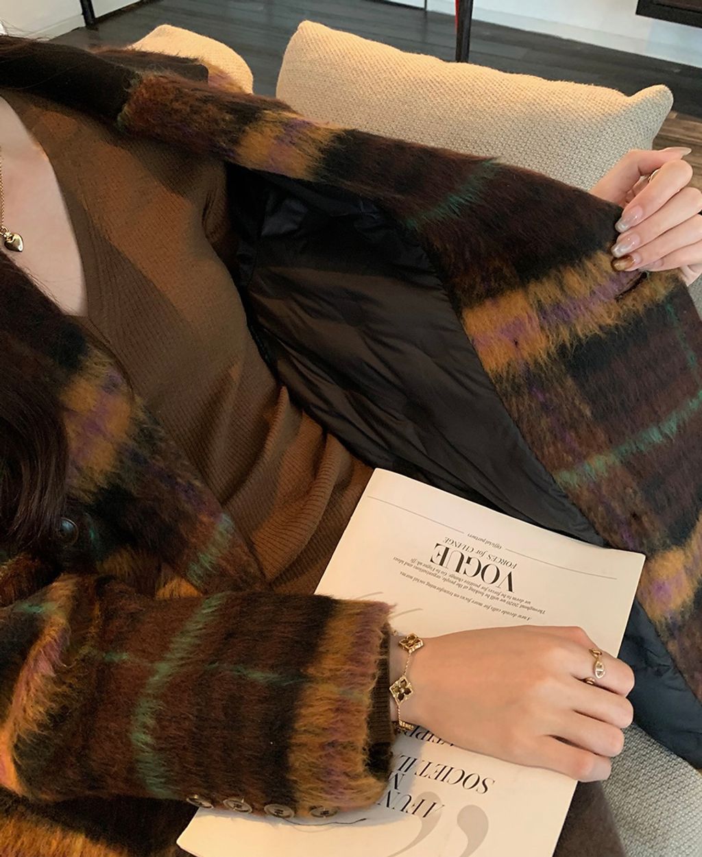 0f893be4aed53fb63fe3ce1f7c9aefe7