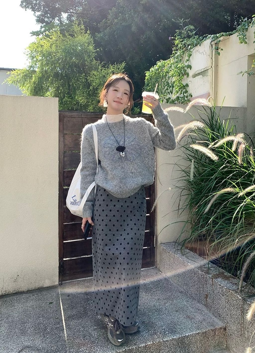 e8e2739ec4f8710e83a4263562b1f22c