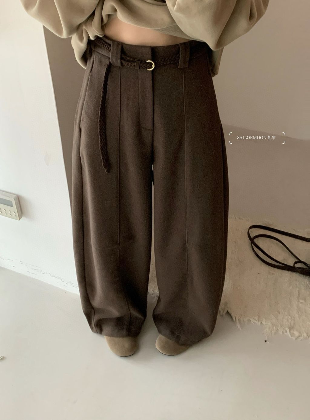 1b54d384363af8cb3e9ff91555981b27