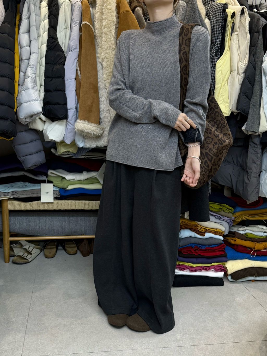 42676ba3c7e908f55aefc329549b7017