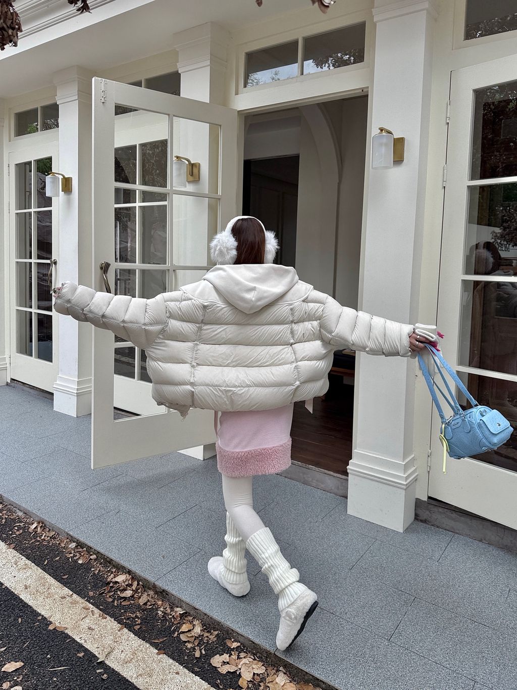 63741546870e944a5dff25175d218d06