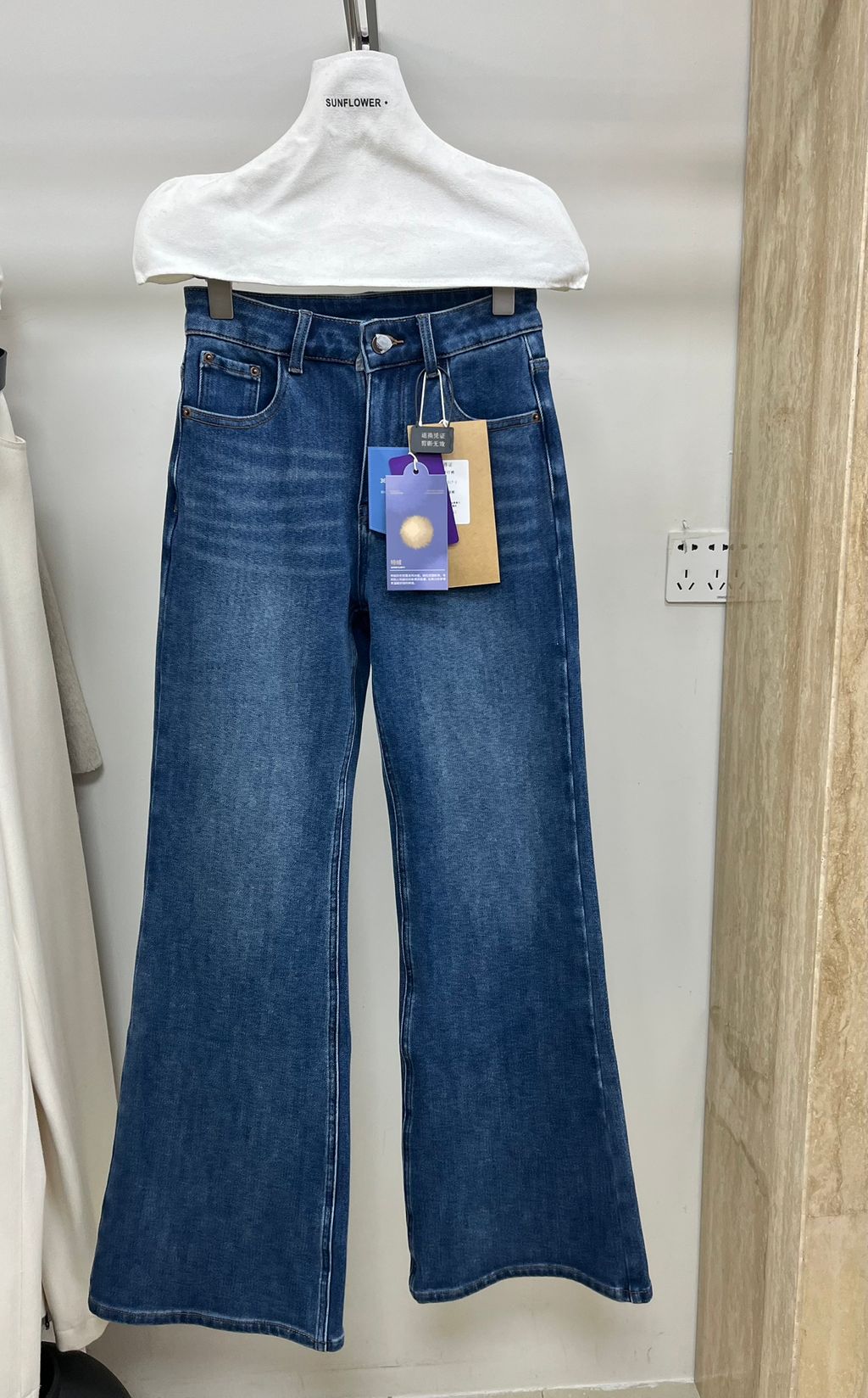 bac0984e65427a3df72498137abb9cba