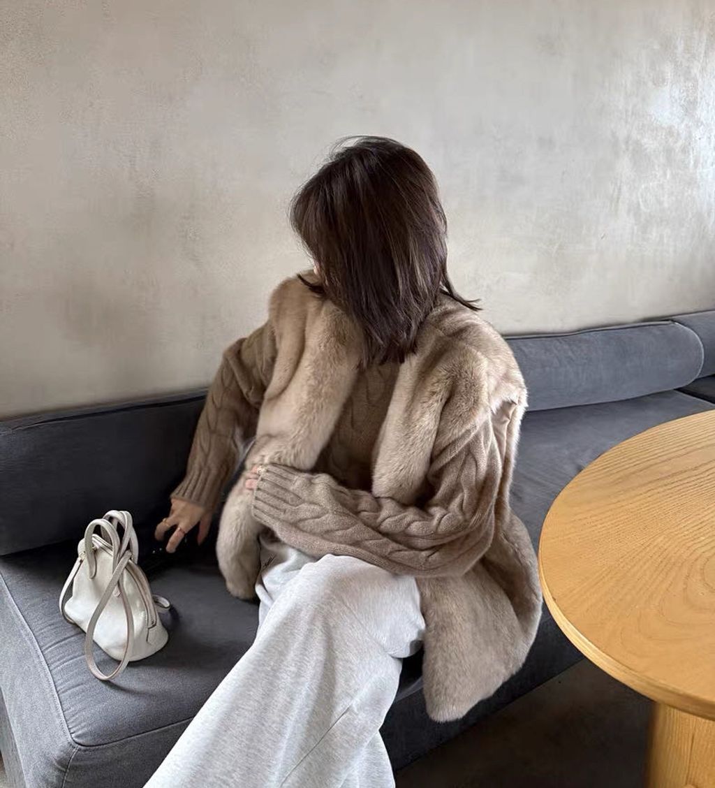 8890b6017b8cf3d6b7375c8ba2a24a45