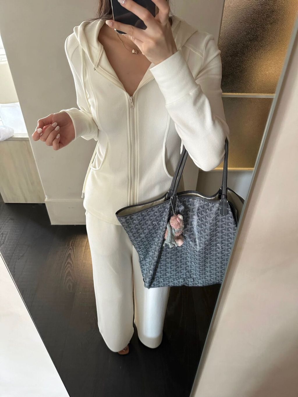 27b0609f8e40a44d0e0f2b9217b6b34a