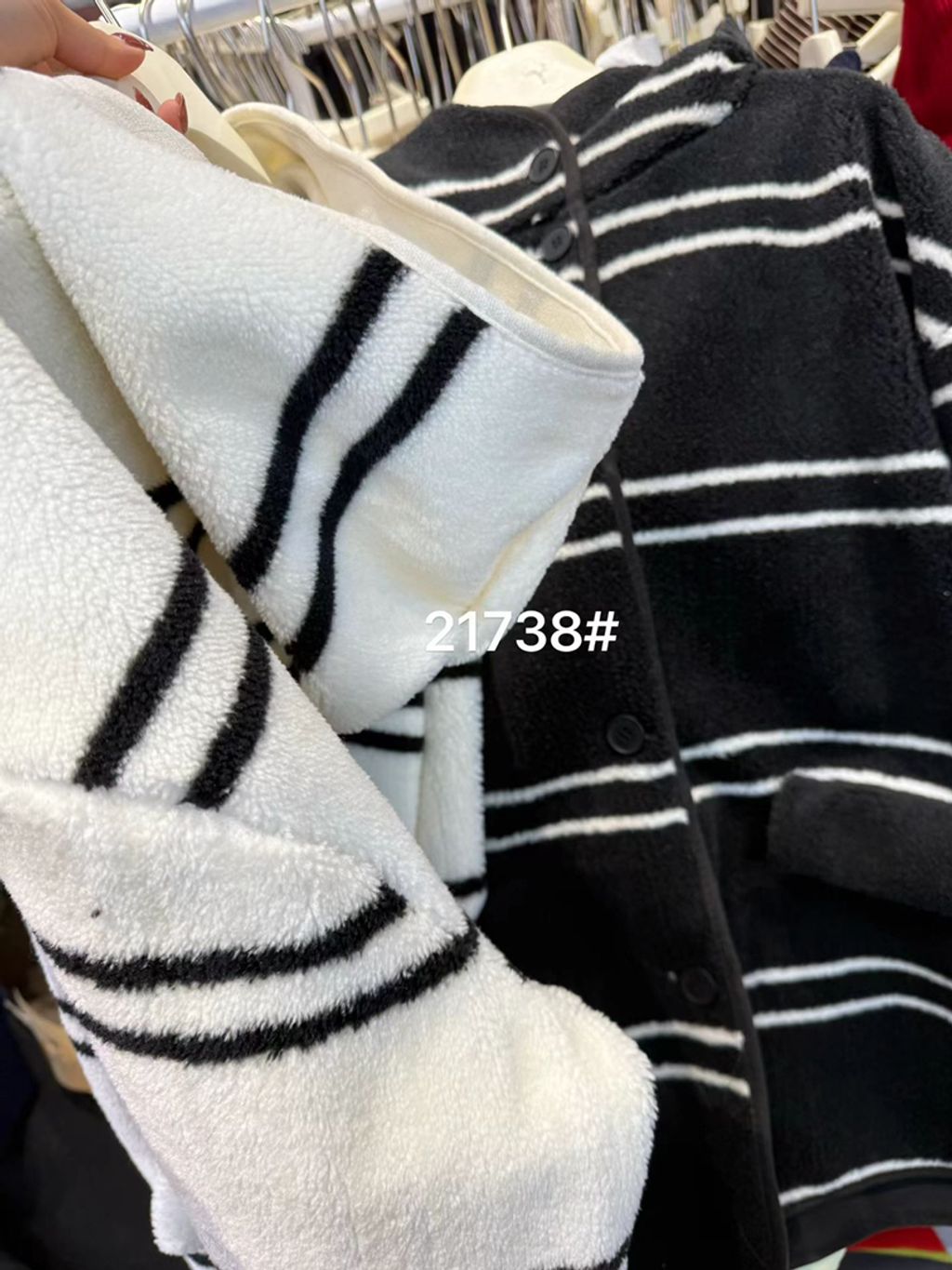 cec1d538f83864fbfdd3dd781a3f9303