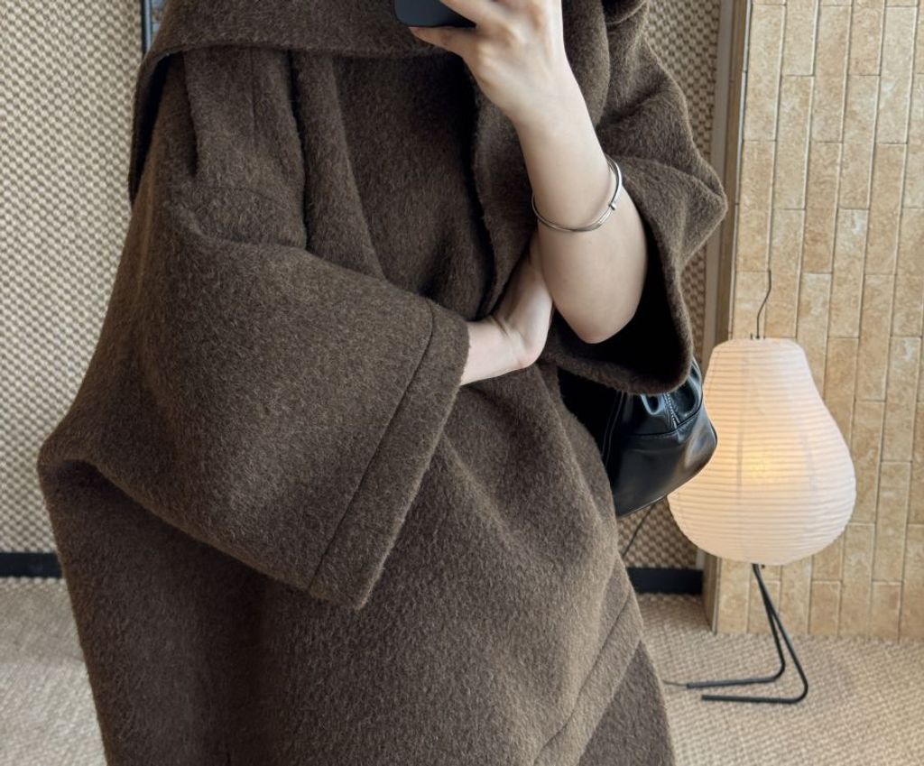 1761609842690008726874b