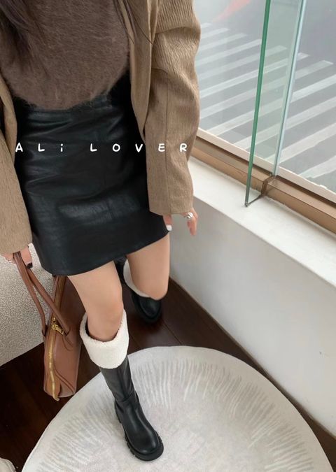 3713f970f769a4f66f9d7015a8ff68a9