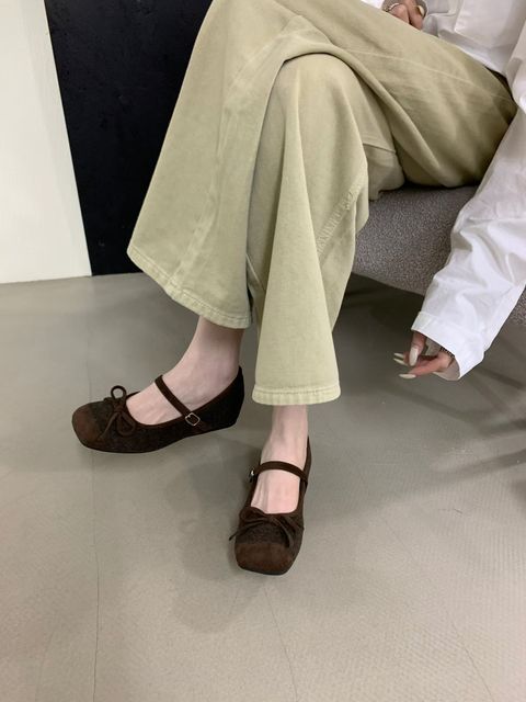 c121033fe456dd2b11df5683b9ef26fc