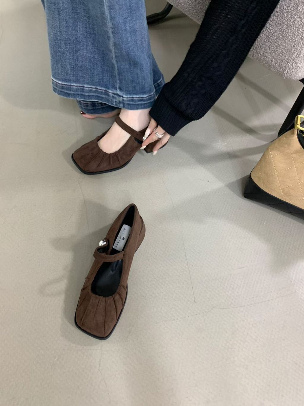 4004c9213c209b5465de5a4d47413f1f