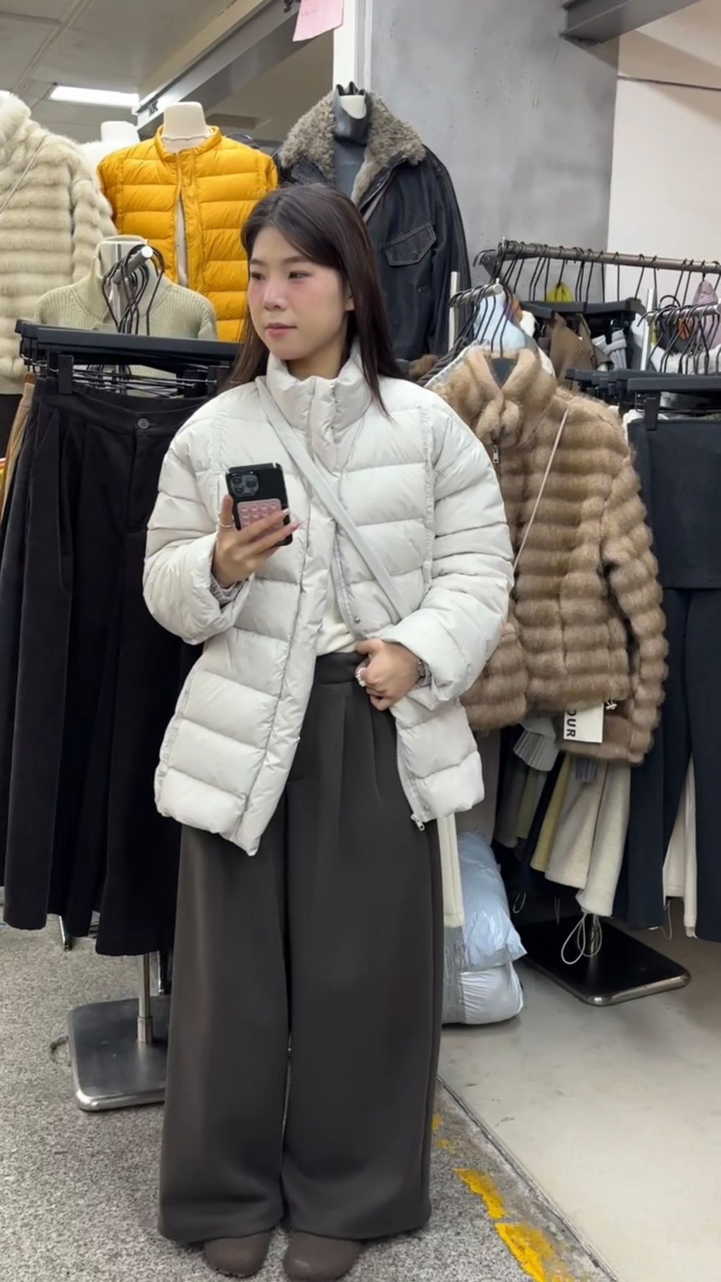 5ef2bed92082d644e1f9a4883a2569f5