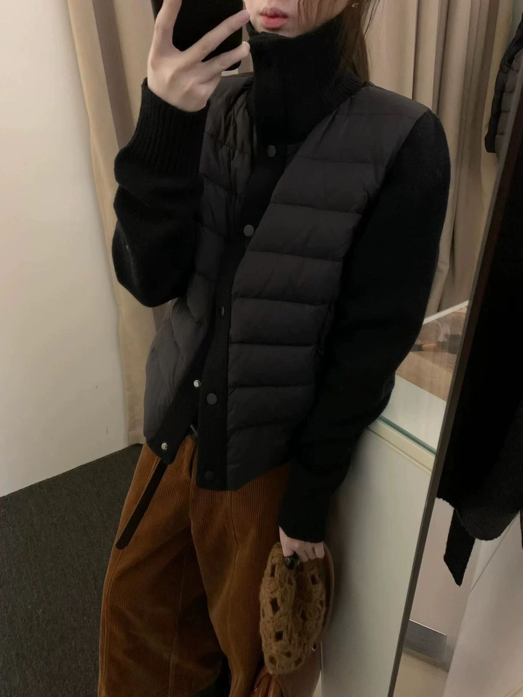 564ad081e617534a9df1c4d686b042c7