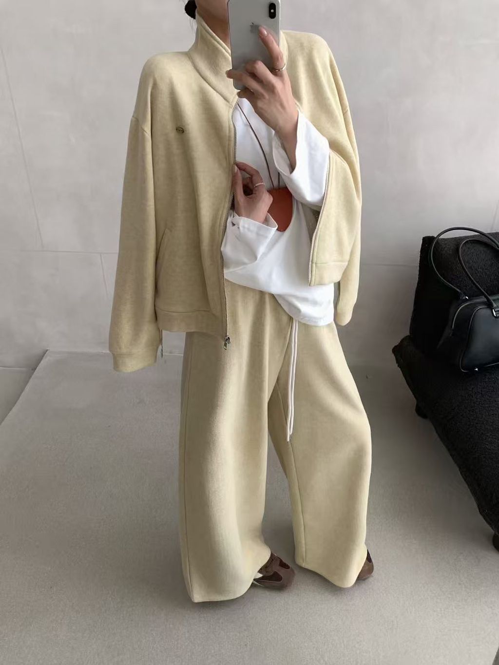 24197e5d704ff1b2e8a2290e9dad318c