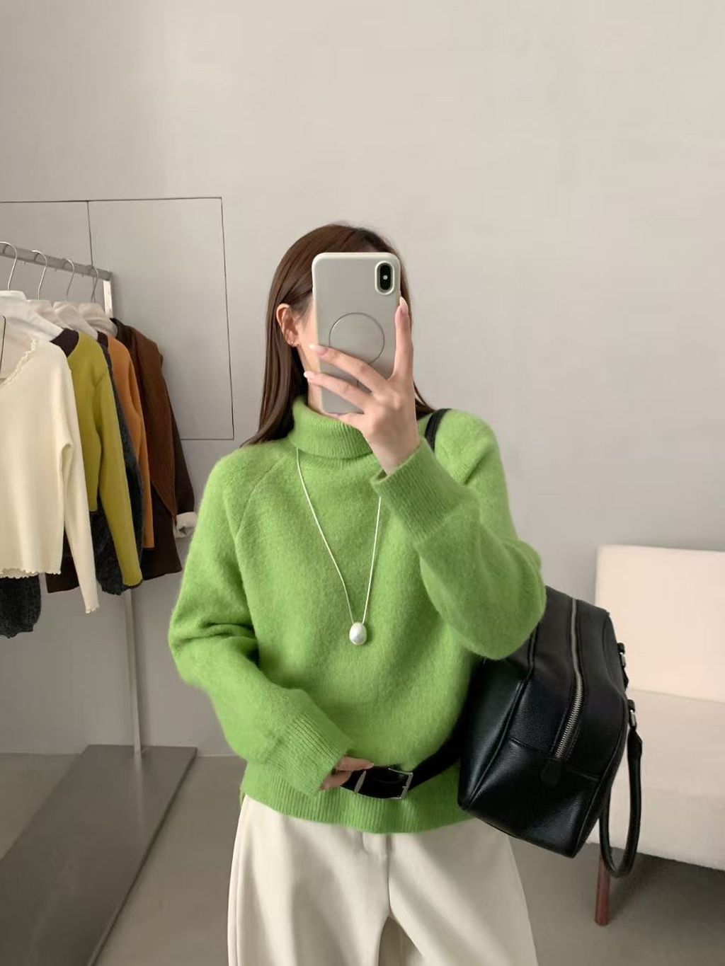 21c2f66681d4a4b936e4887803fdb5b9