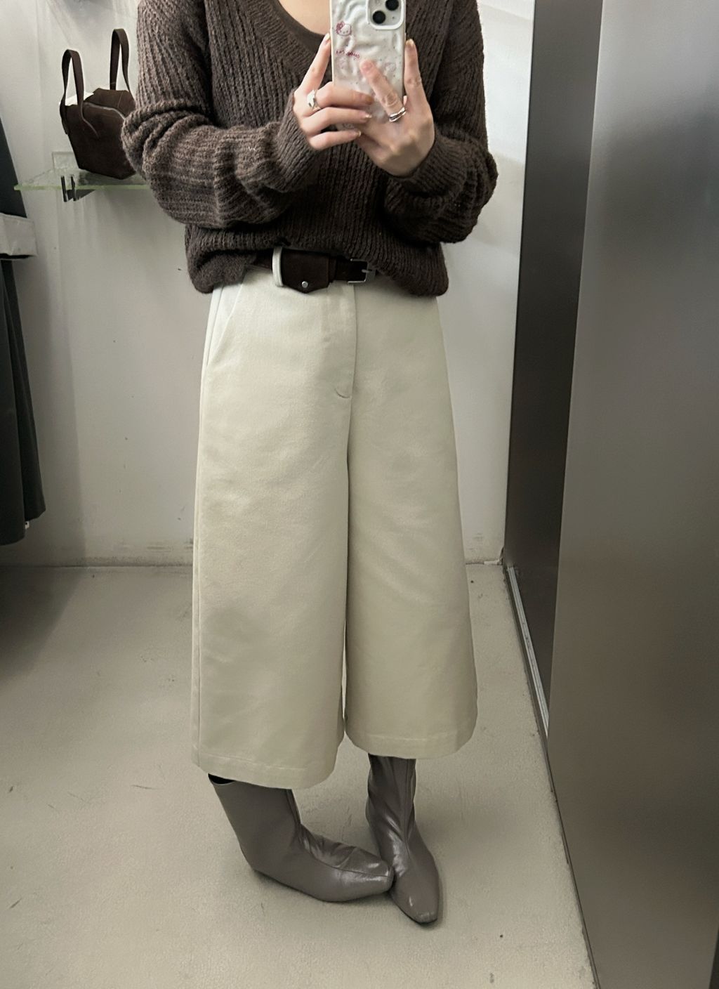 56b70dd9e7feea8a96bca6322eb7976c