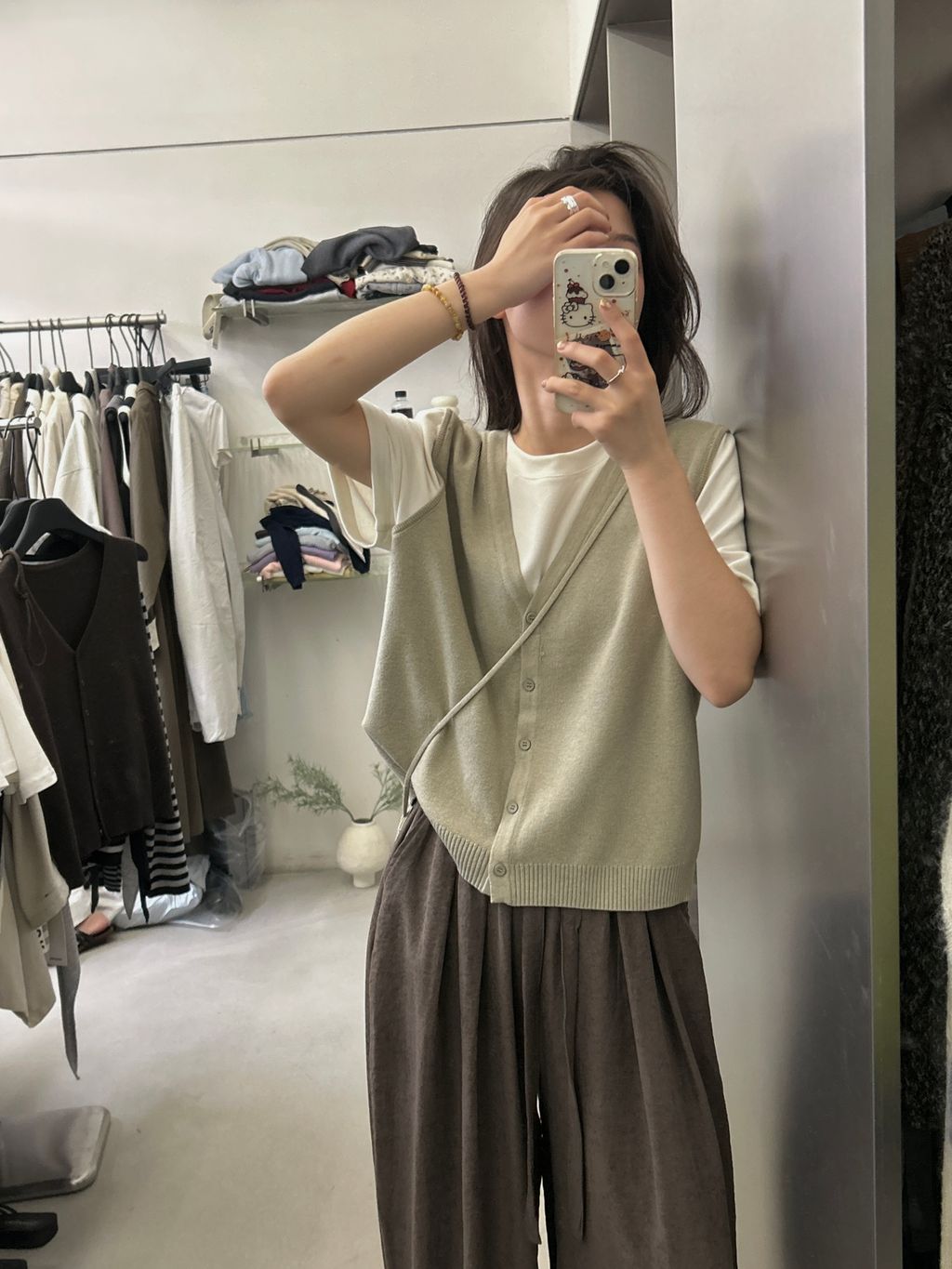 8defed71590676a151d1eed7ed9e33bc