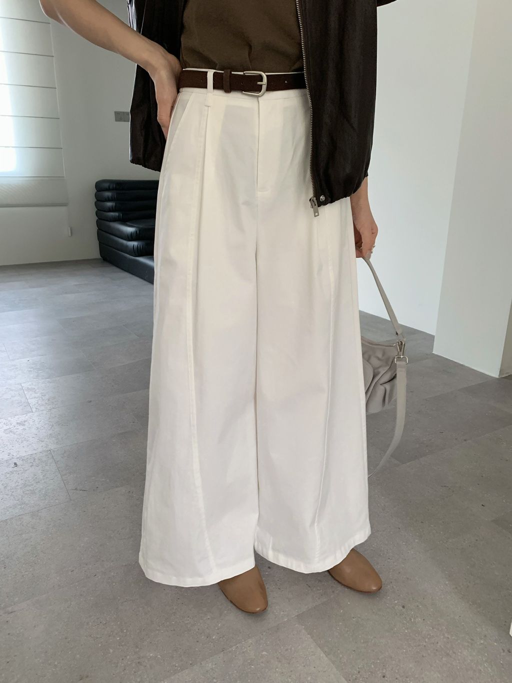 1b7100bc7f579292a9a2aa428b0faf52