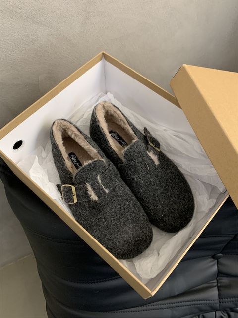 81dd99d0f282a9f9dd9725f4f6f2593d