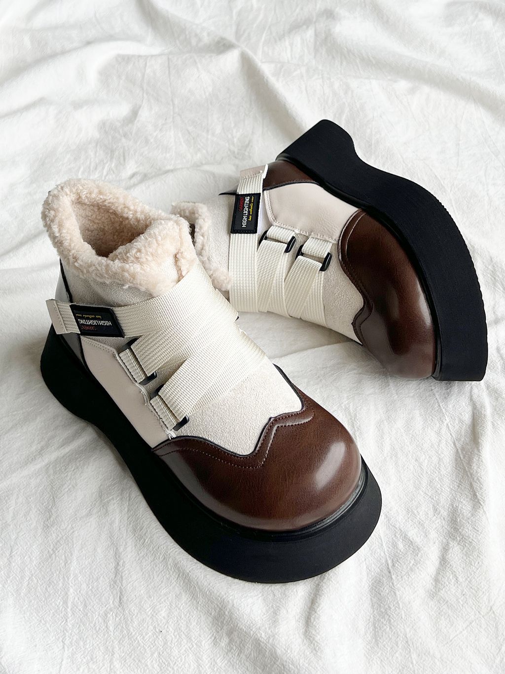 5bb7cd335bae32fad7696710aa23933e