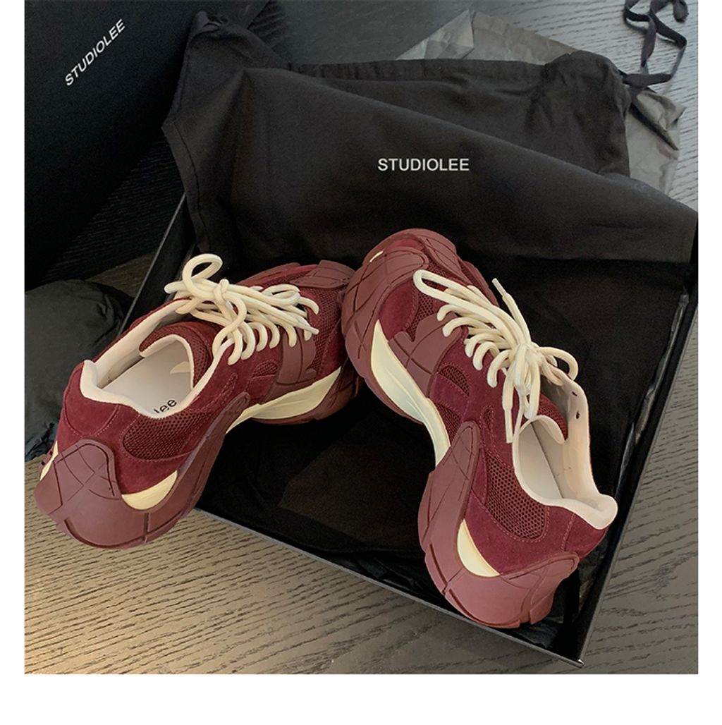 fb5e5be5145b4b8957b3b8d758b667d1