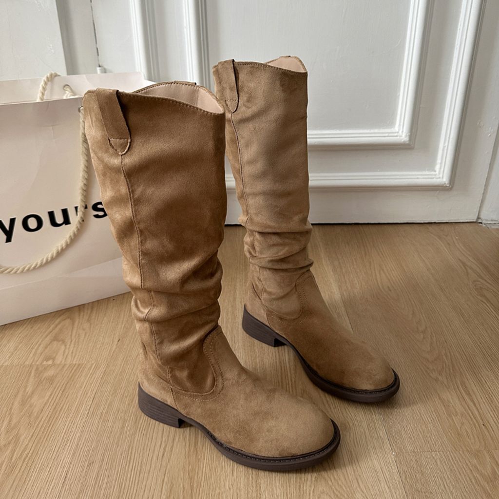 98431c530fad20849cee7c9856465cae