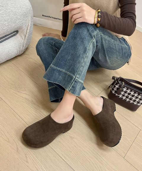 66a80cac68e1dec1bb7587d7a4c2081f