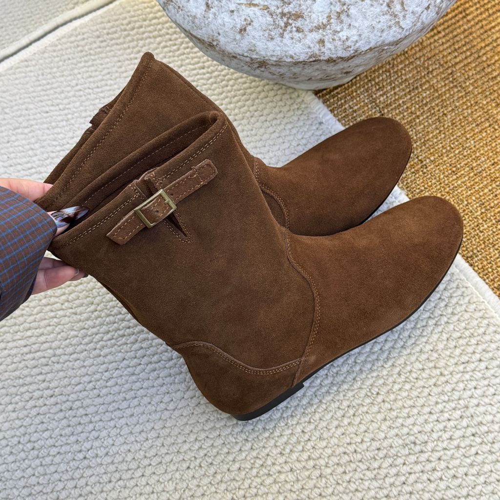 439726b16e1746be8df563dee26fe130