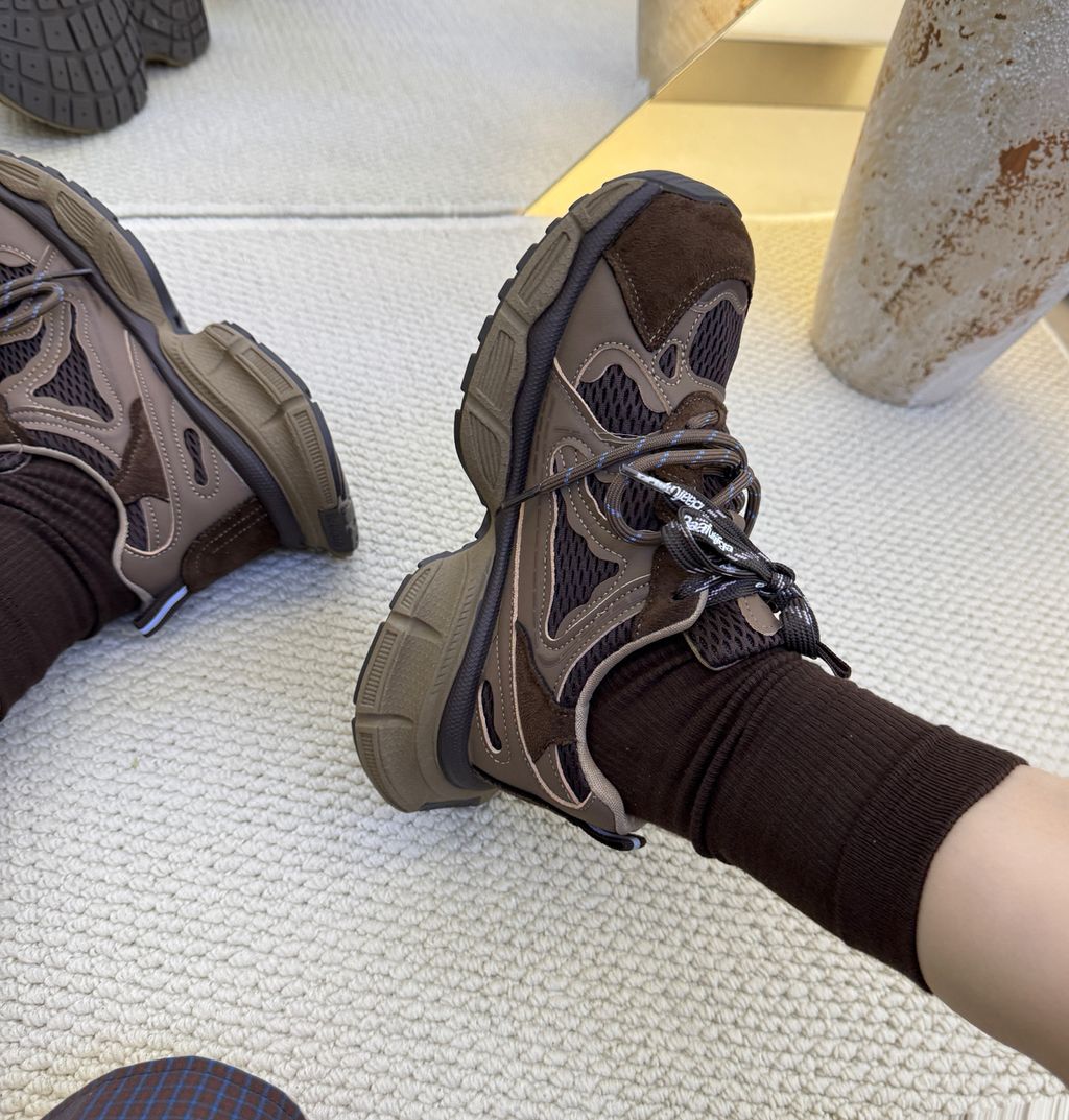 458211202f5272e237fc2d2c4783fa05