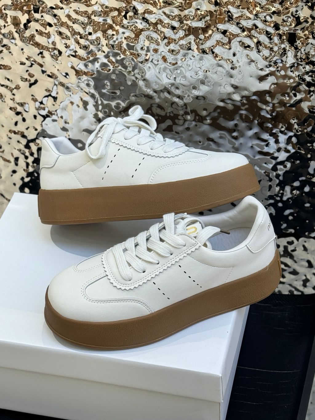 5ec87320e533238efedb8708bacff1cd