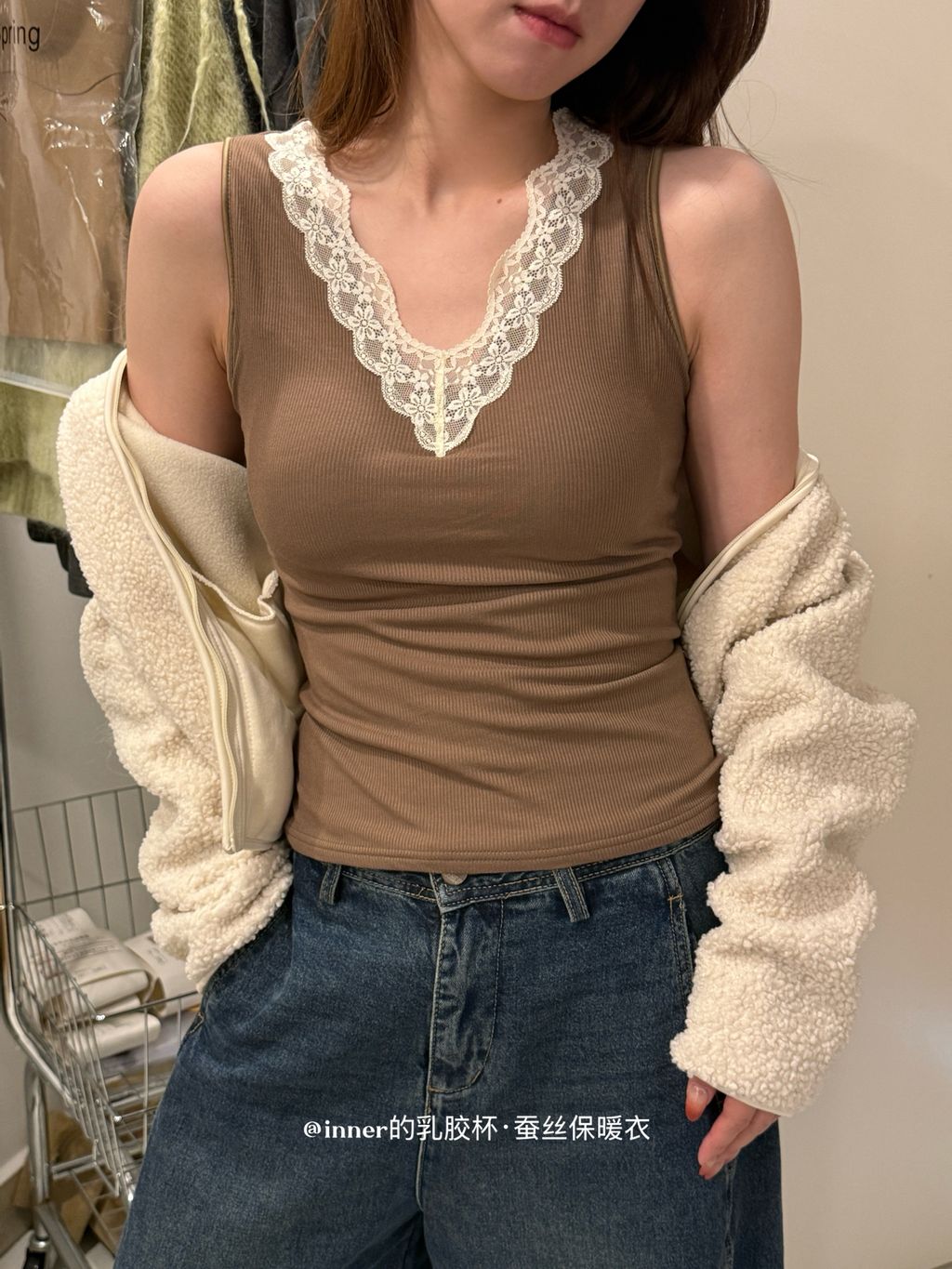 710ec87e4b3a3c47091daf34224d7ab7