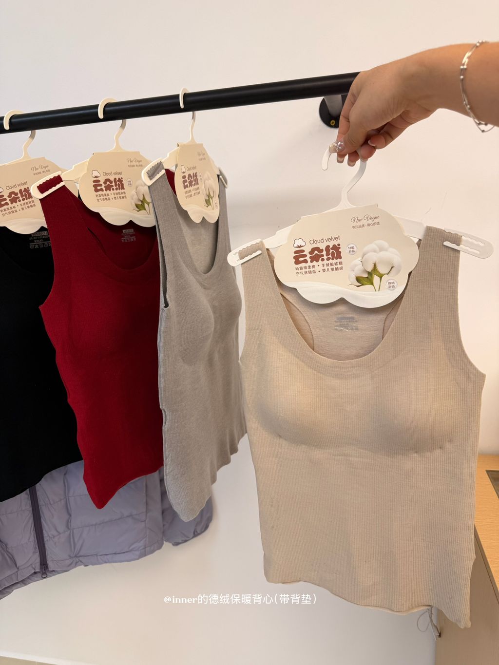 9ba69ef33597f2c2fa10b4c465bd35eb