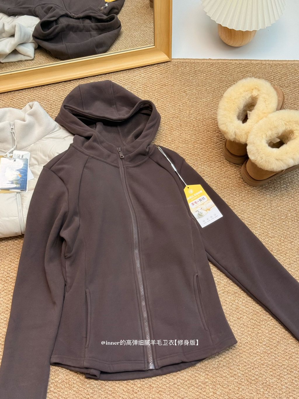 26d195100a90acea4b4bca3eb6093ab5