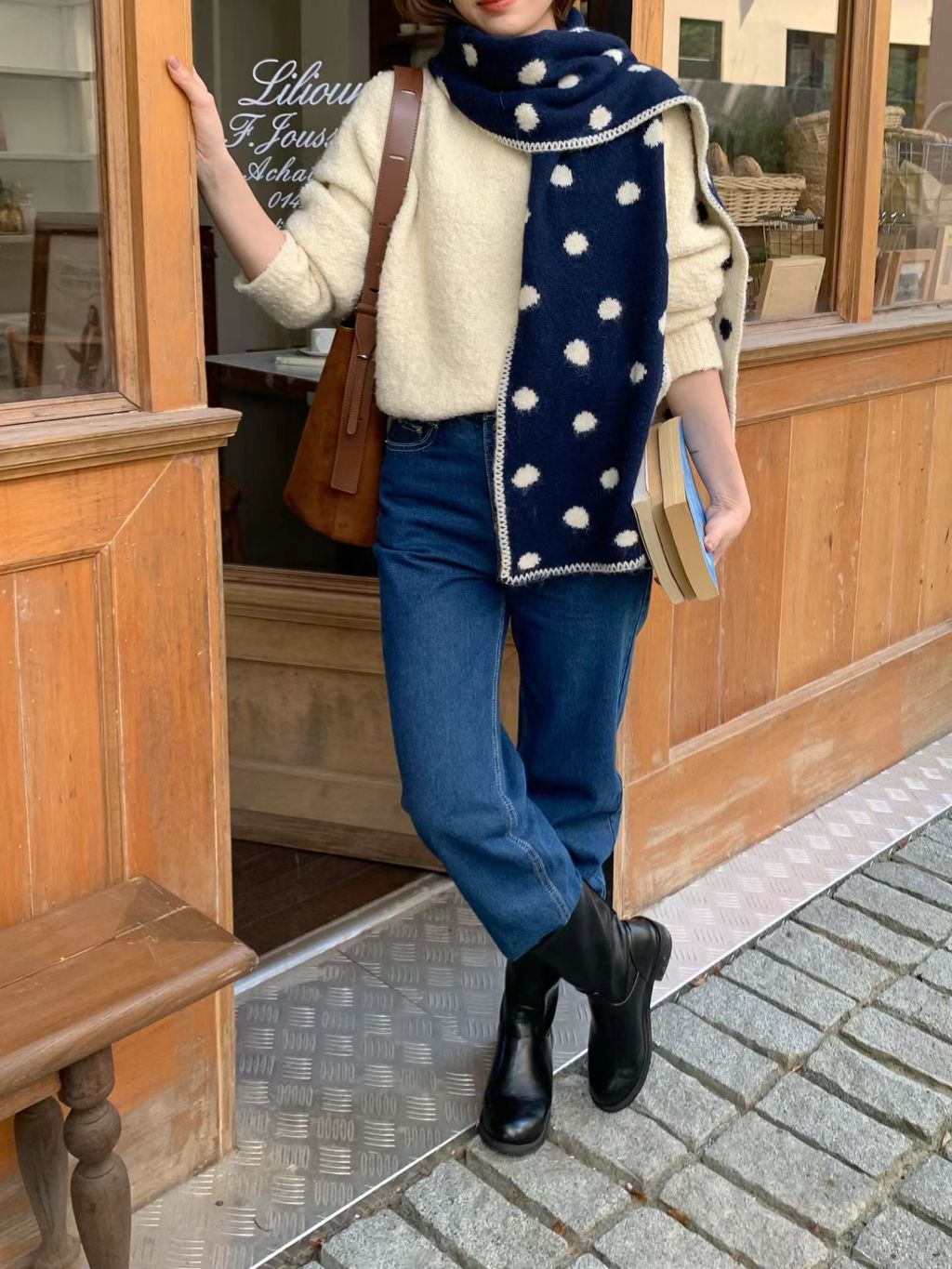 b3c79ac7d0ac3a9e415e8901a1bafb58