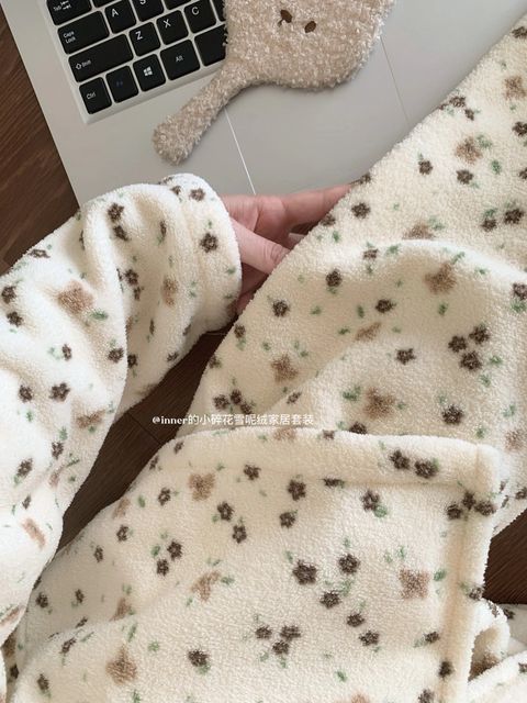 1f27e494b417662b5996be856abd3522