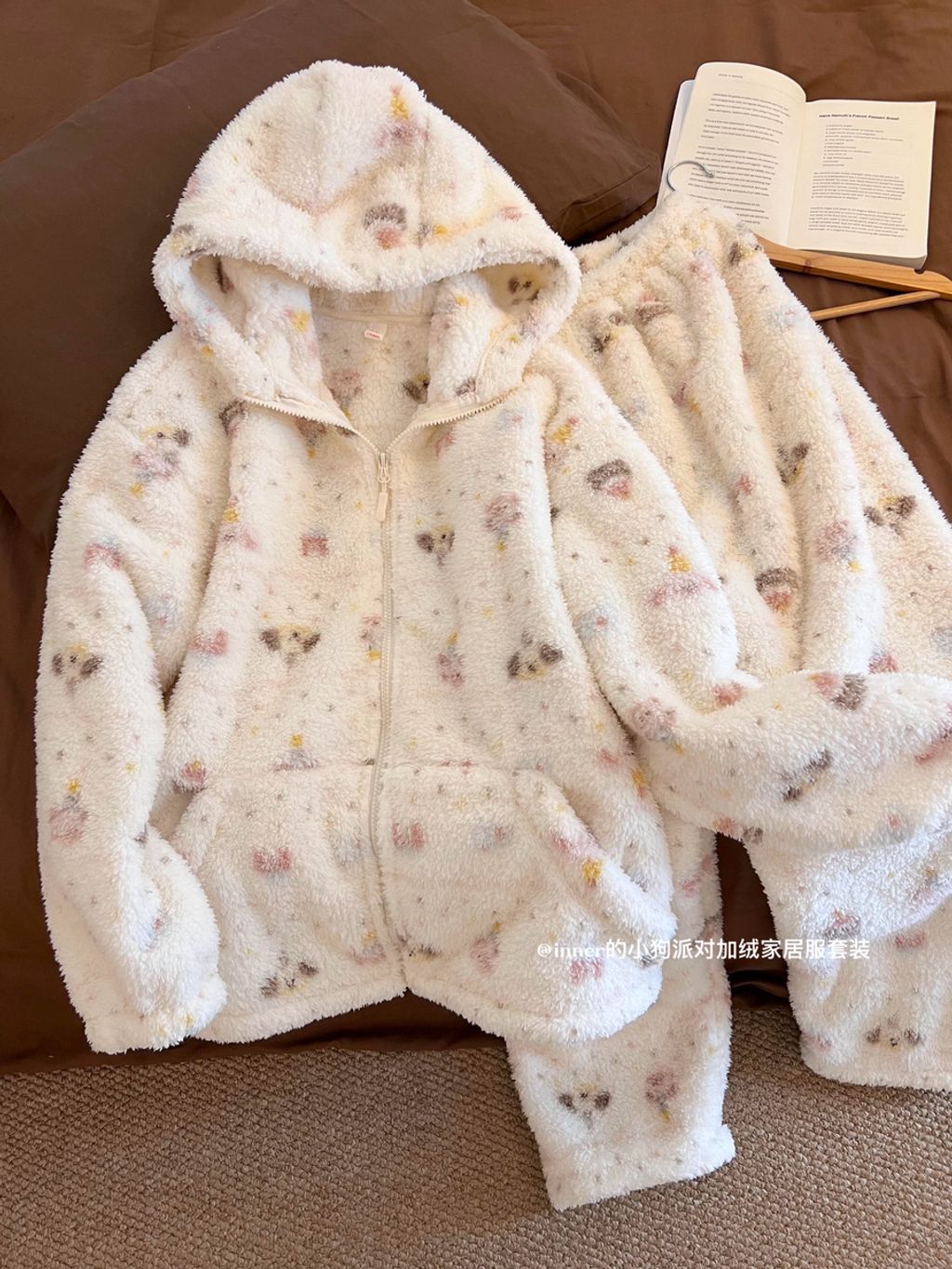 ee5d9003d1214ec79bd656a1e1356688