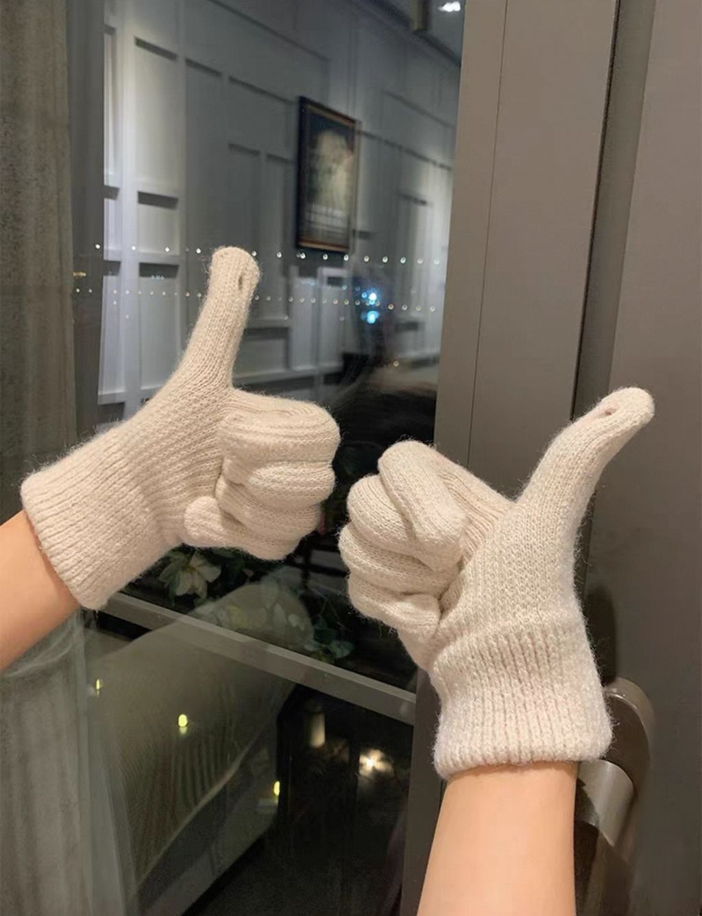 231298a0303e3e80406890b962a42051