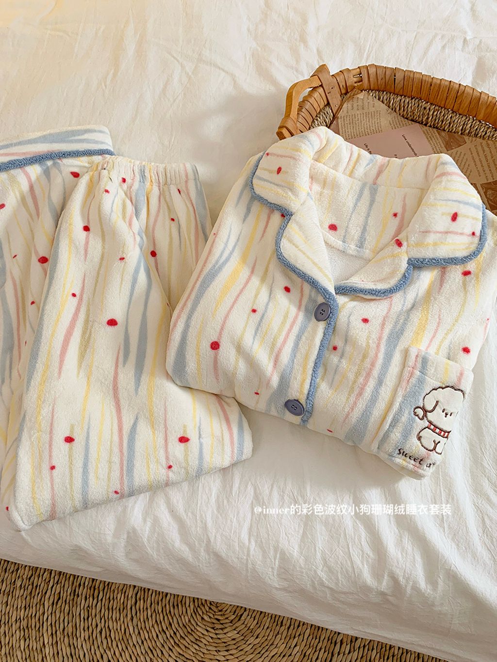 66a8b3fc832ba76781dbc5e161f27e2b