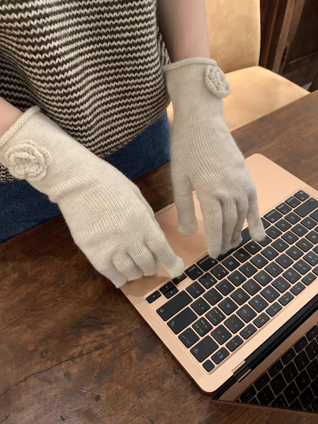 1aaaf87193b6b2d400a897413064fb16