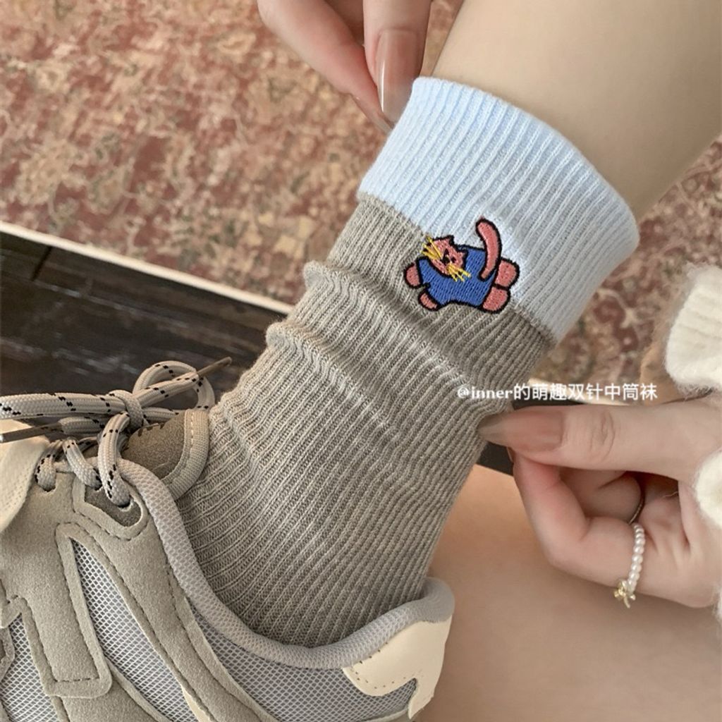 d880a7181569ed1fe8d79415d2b6403c