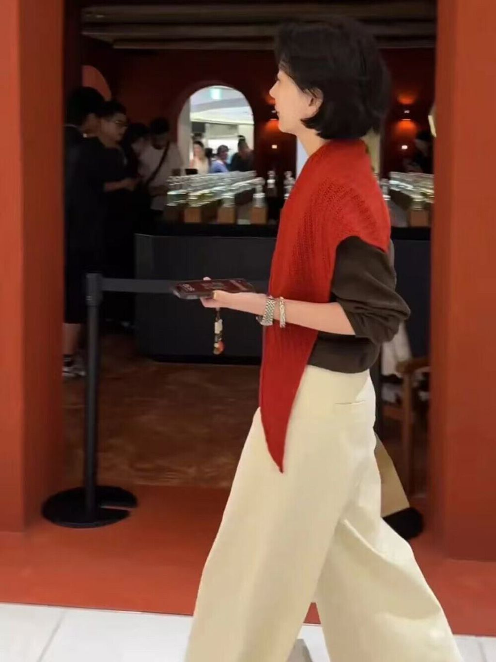 6891b71a2f7c5a83af517cf46ece17e2