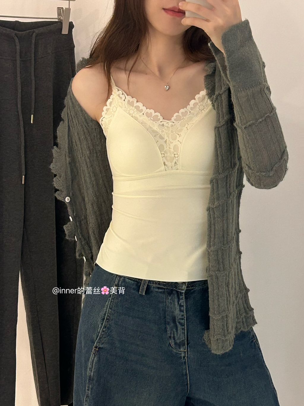 df1120bb18ea5f7a67d22d48abe9ec3a