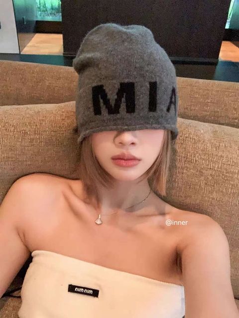 737c4f2d2d0ba103f2c21133b047db93