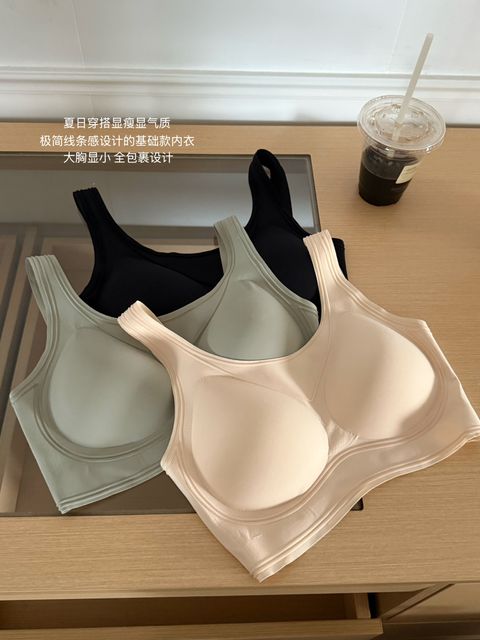 8e0ee2ef66bdb3ef41e7325d79596d31