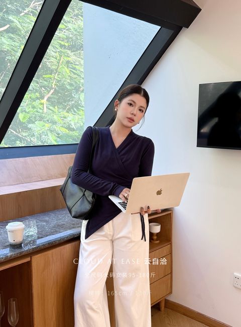 f23bcb288e5f808d919c64bbe31fbdeb