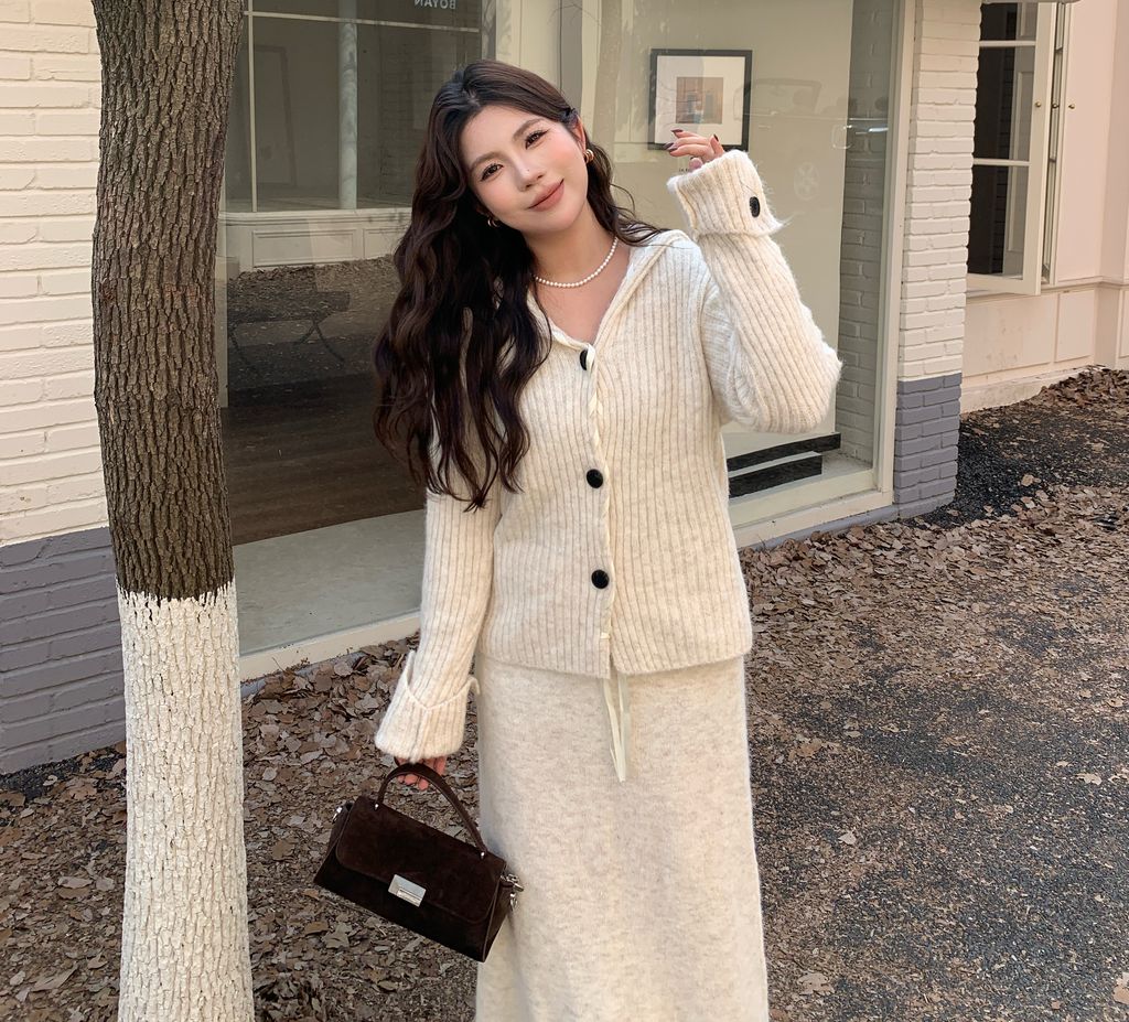 127786753067bce79e343a3132cc9399